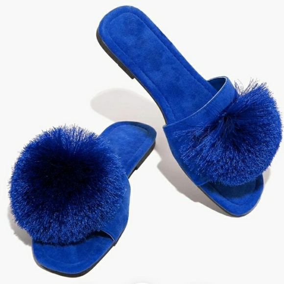 🆑 POM-POM SLIDES - Picture 2 of 3